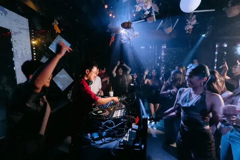 SPNHAUS x STEMS event